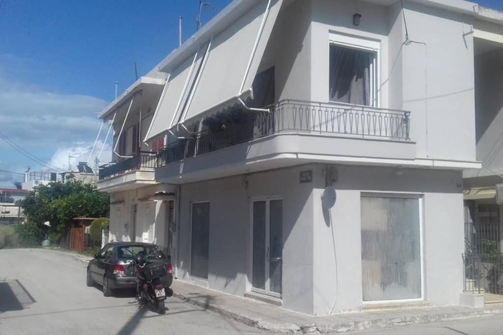 Appartamento Paris House 1 Patras Esterno foto